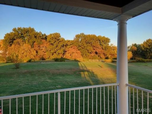 8609 Maple Grove Road, Edwardsville, IL 62025