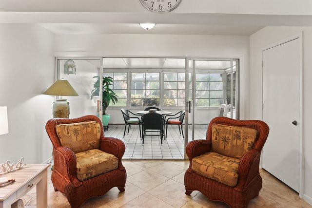 1041 Orange Terrace 102, Delray Beach, FL 33445