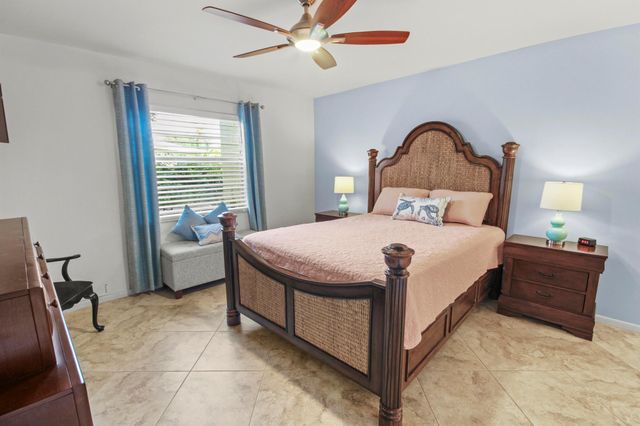 1041 Orange Terrace 102, Delray Beach, FL 33445