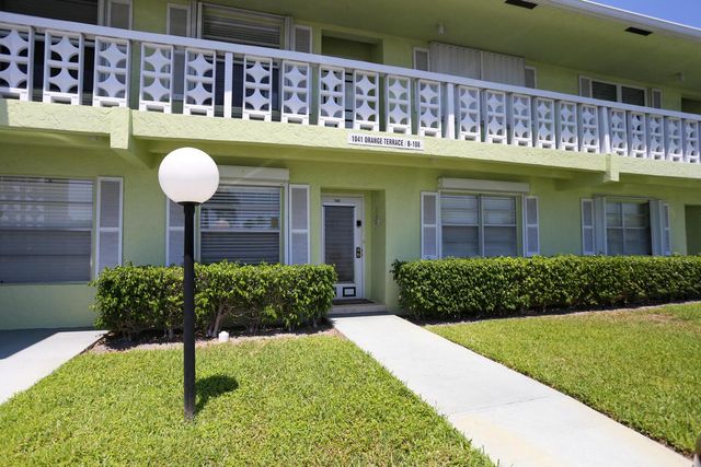 1041 Orange Terrace 102, Delray Beach, FL 33445