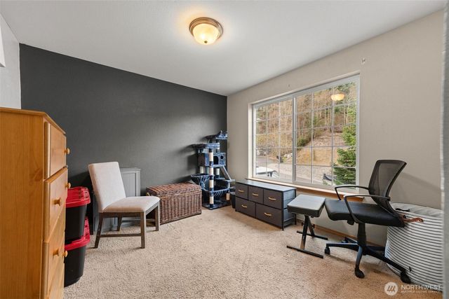 648 Kaitlyn St W, Eatonville, WA 98328