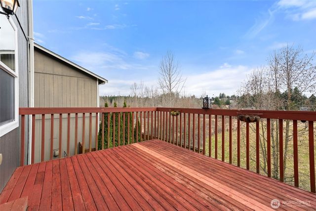 648 Kaitlyn St W, Eatonville, WA 98328