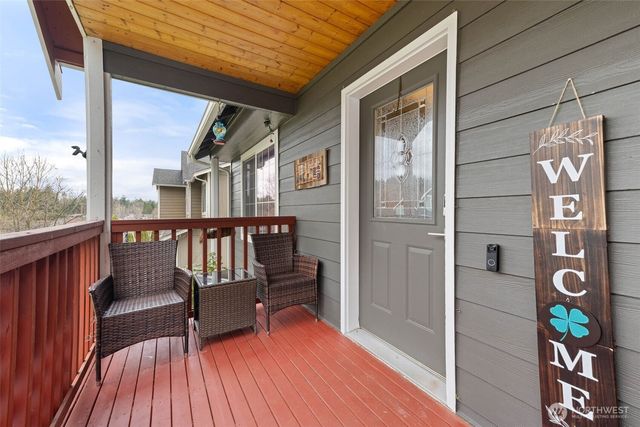 648 Kaitlyn St W, Eatonville, WA 98328