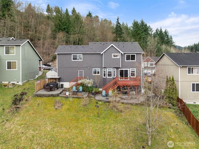 648 Kaitlyn St W, Eatonville, WA 98328