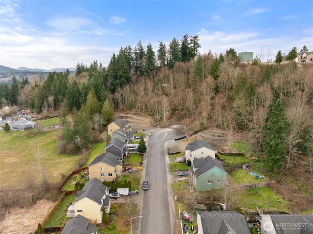 648 Kaitlyn St W, Eatonville, WA 98328