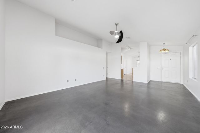 10432 W READE Avenue, Glendale, AZ 85307