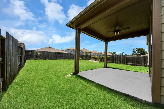 14611 Lofty Cedar Drive, Houston, TX 77068
