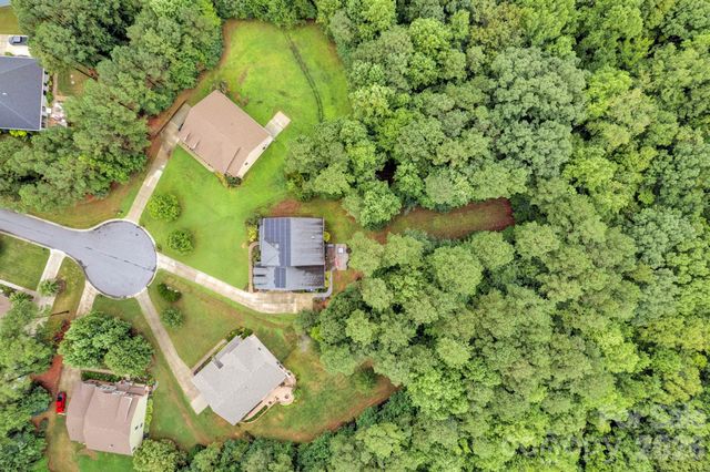 111 St Sophia Court, Mooresville, NC 28117