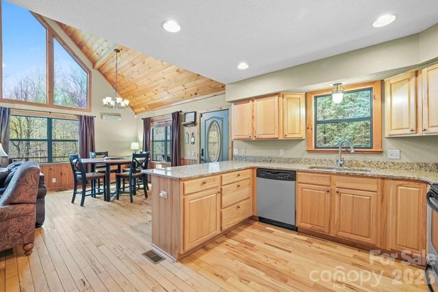210 Chickadee Drive, Bryson City, NC 28713