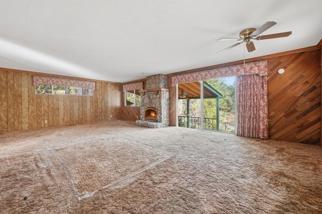 21293 Robin Ln, Pine Grove, CA 95665