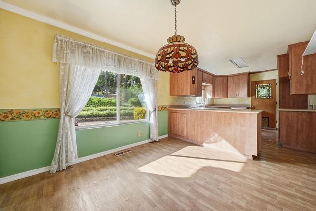 21293 Robin Ln, Pine Grove, CA 95665