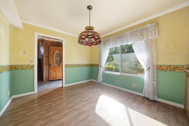 21293 Robin Ln, Pine Grove, CA 95665