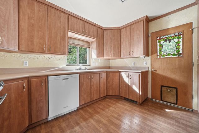 21293 Robin Ln, Pine Grove, CA 95665