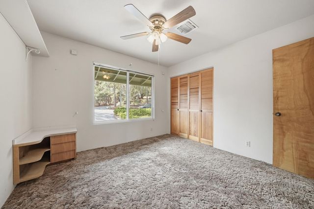 21293 Robin Ln, Pine Grove, CA 95665