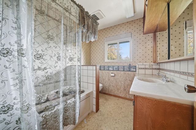 21293 Robin Ln, Pine Grove, CA 95665