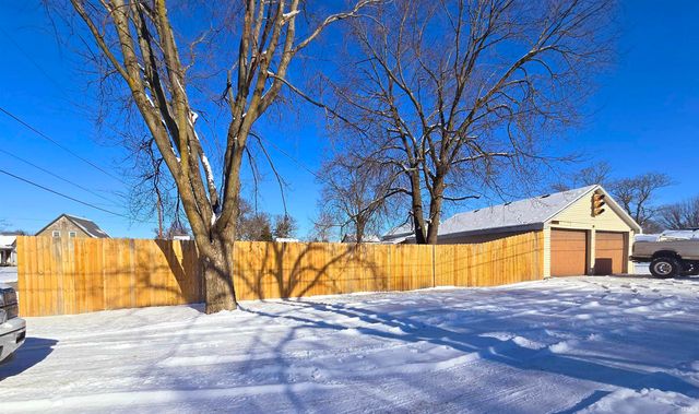 408 E Grant Street, Hartford City, IN 47348