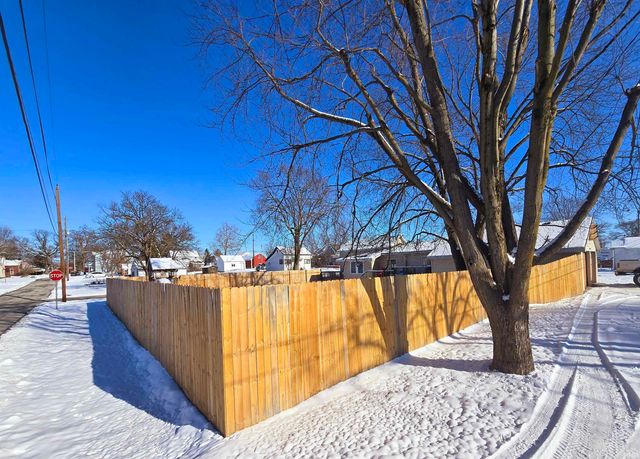 408 E Grant Street, Hartford City, IN 47348