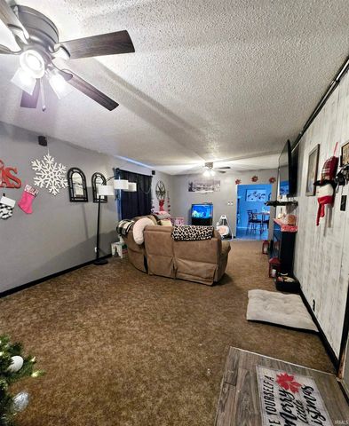 408 E Grant Street, Hartford City, IN 47348