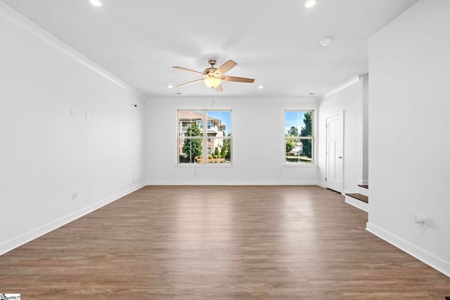 18 Eagle Field Lane, Greenville, SC 29607