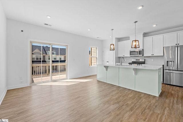 18 Eagle Field Lane, Greenville, SC 29607