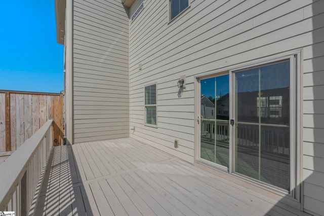 18 Eagle Field Lane, Greenville, SC 29607