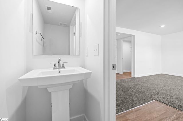 18 Eagle Field Lane, Greenville, SC 29607