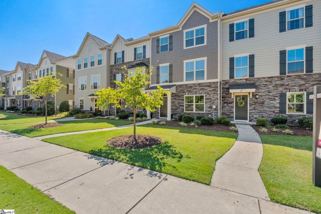 18 Eagle Field Lane, Greenville, SC 29607