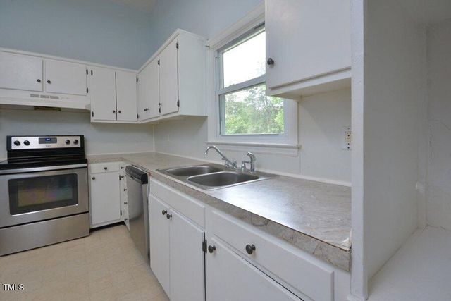5617 Laurel Crest Drive, Durham, NC 27712