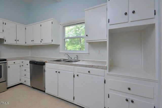 5617 Laurel Crest Drive, Durham, NC 27712
