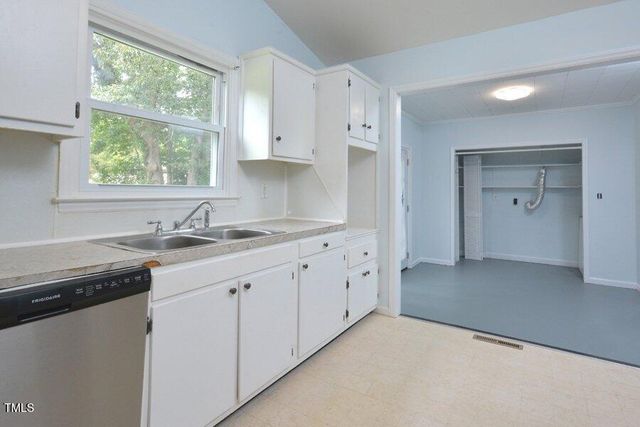 5617 Laurel Crest Drive, Durham, NC 27712