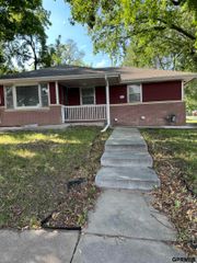 5505 Sumner Street, Lincoln, NE 68506
