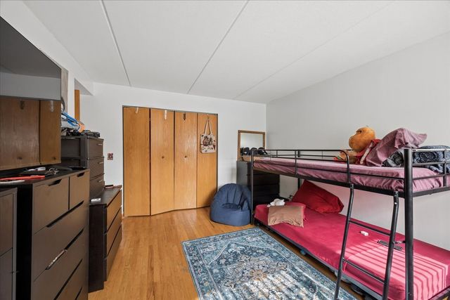 914 N AUSTIN Boulevard B8, Oak Park, IL 60302