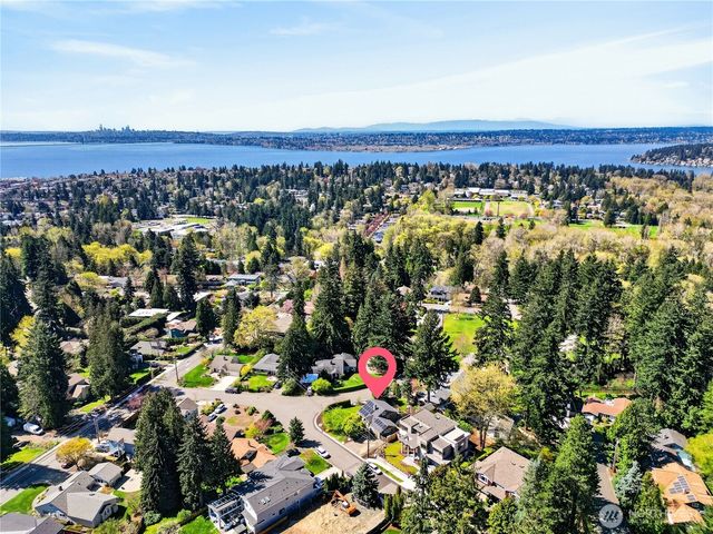 10007 114th Place NE, Kirkland, WA 98033