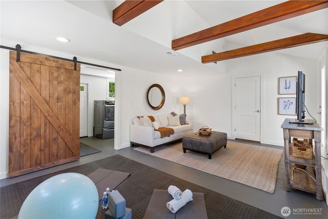 10007 114th Place NE, Kirkland, WA 98033