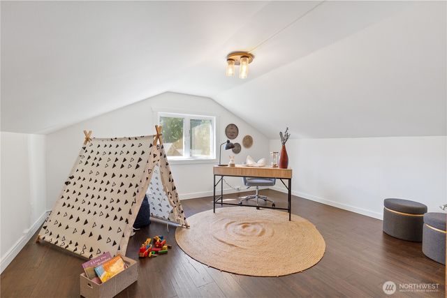 10007 114th Place NE, Kirkland, WA 98033