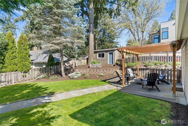 10007 114th Place NE, Kirkland, WA 98033