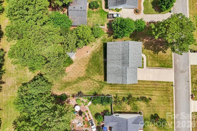2182 Evergreen Drive, Newton, NC 28658