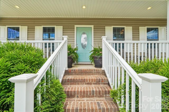 2182 Evergreen Drive, Newton, NC 28658