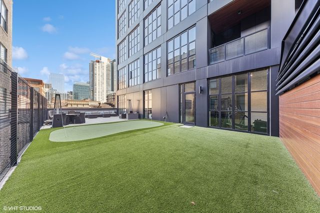 900 W Washington Boulevard 2E, Chicago, IL 60607