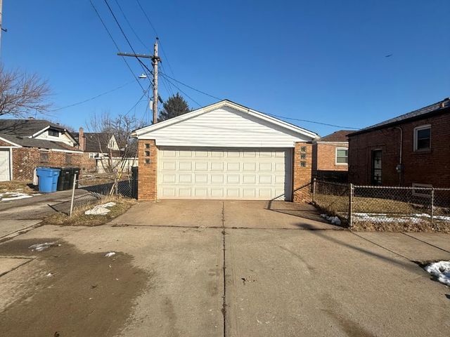 12484 S Michigan Avenue, Chicago, IL 60628