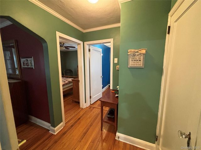 62 Poppy Avenue, Franklin Square, NY 11010
