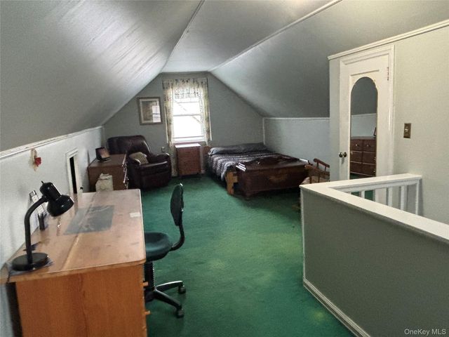 62 Poppy Avenue, Franklin Square, NY 11010