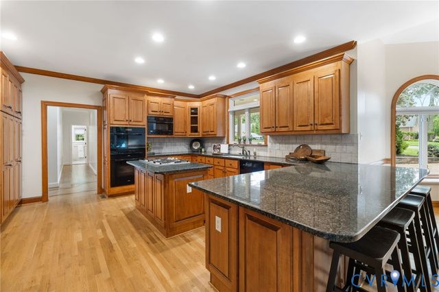 2400 Latham Ct, Midlothian, VA 23113
