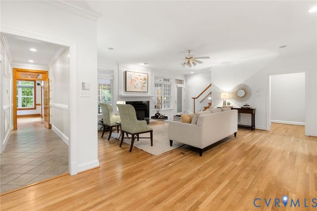 2400 Latham Ct, Midlothian, VA 23113