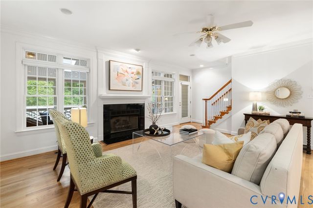 2400 Latham Ct, Midlothian, VA 23113