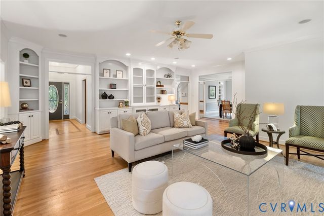 2400 Latham Ct, Midlothian, VA 23113