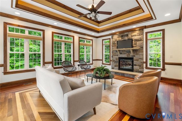 2400 Latham Ct, Midlothian, VA 23113