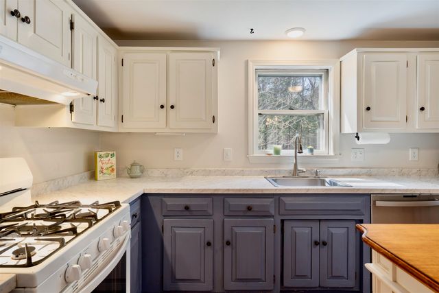12 Dogtown Road, Exeter, NH 03833