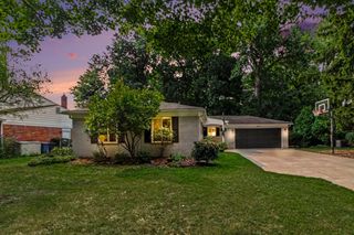 2880 Pebble Creek Drive, Ann Arbor, MI 48108