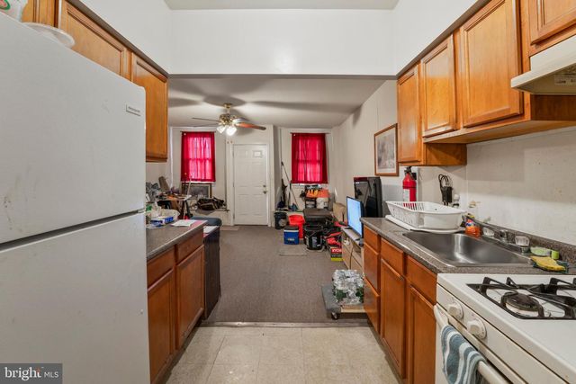 702 MARKET ST, Gloucester City, NJ 08030
